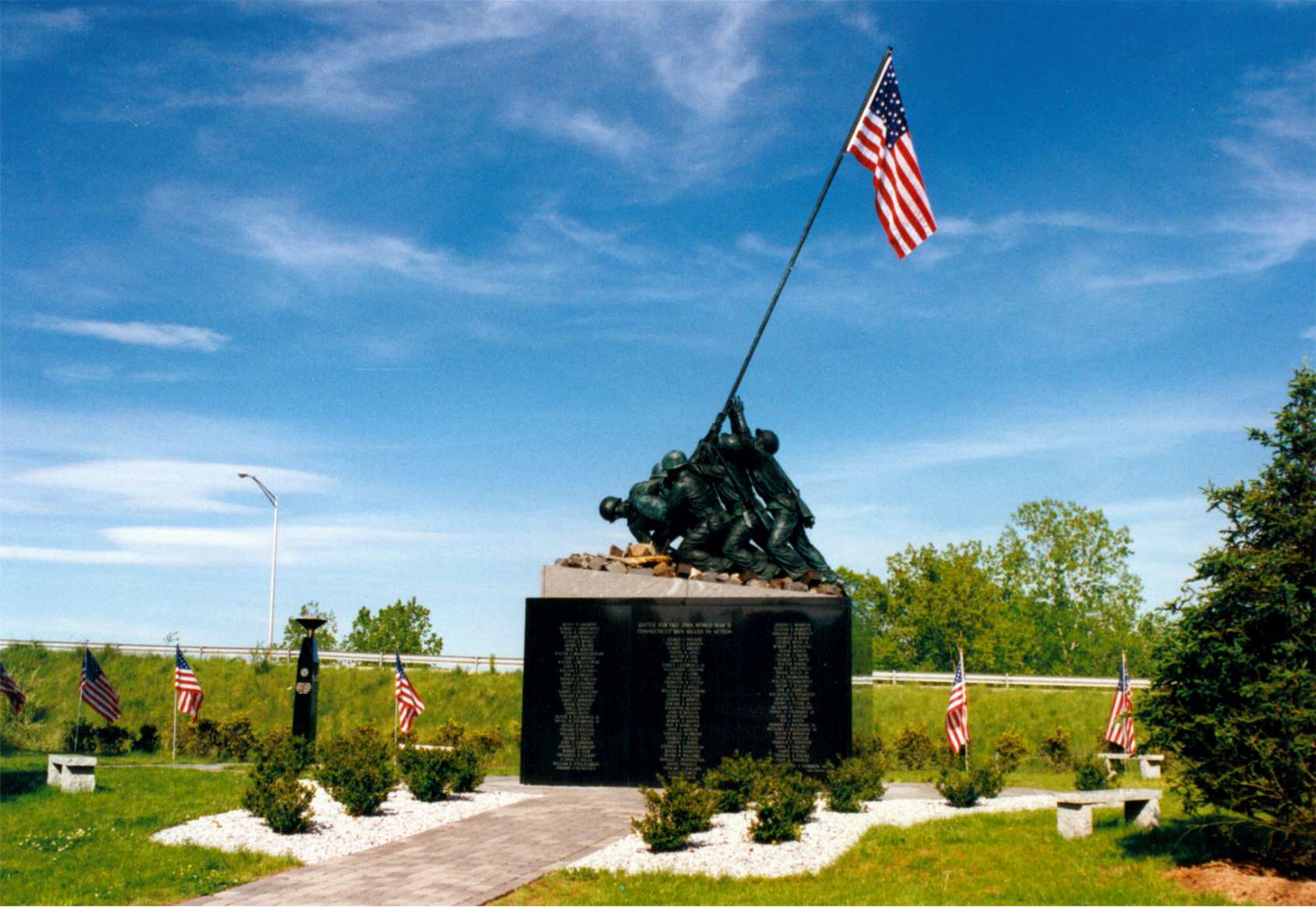 109-4-11_E.jpg
